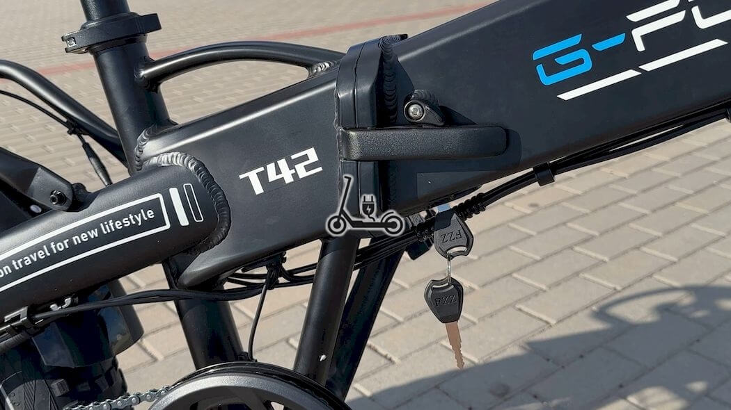G-Force T42 Review: 750W Foldable Fat Bike 2023!