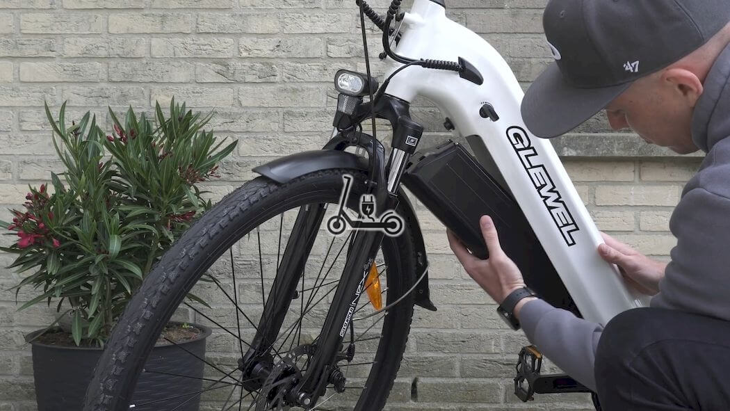 GLEWER Step-Thru E-Bike Review: Why I Bought This Is For My Girlfriend?