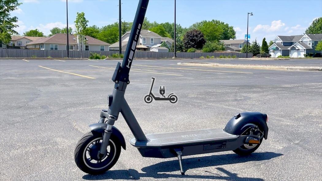Yadea KS6 Pro Review: This E-Scooter Is Good For Bad Roads!