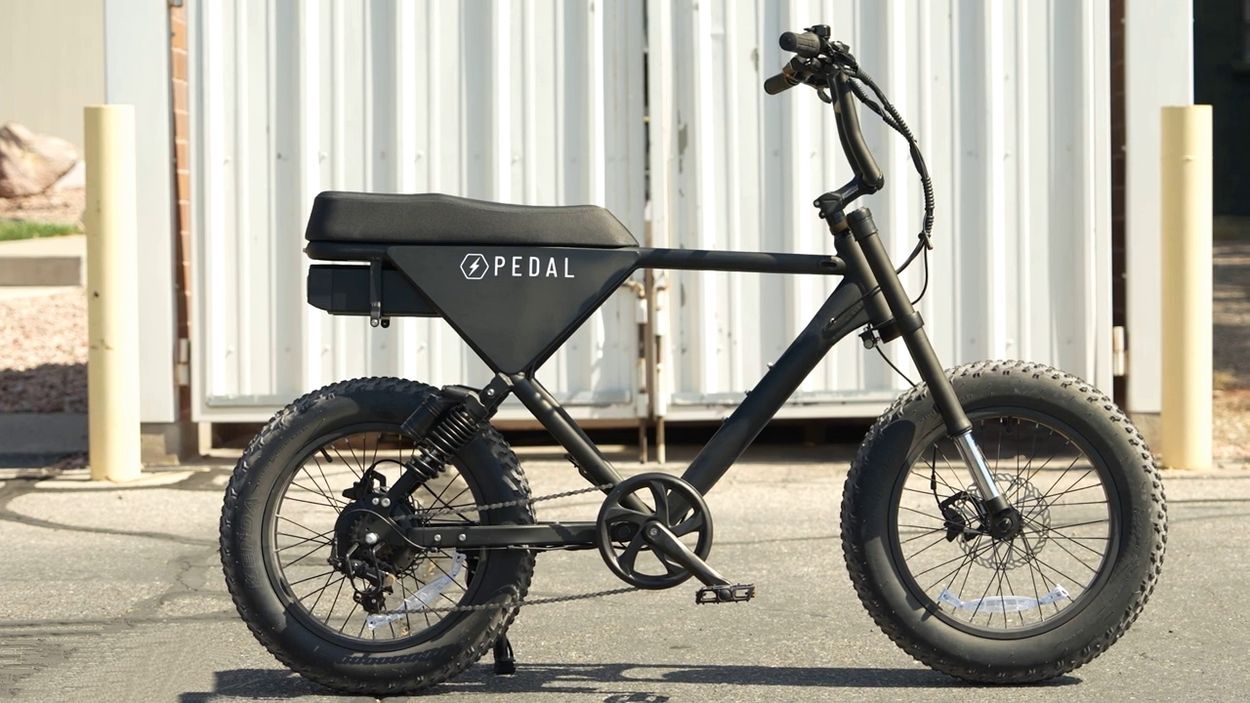 Pedal Core Review: 750W Full Suspension Moped Style E-bike!