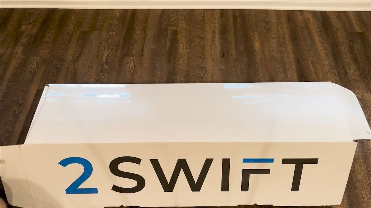 2Swift Board Review: Unboxing and Assembly