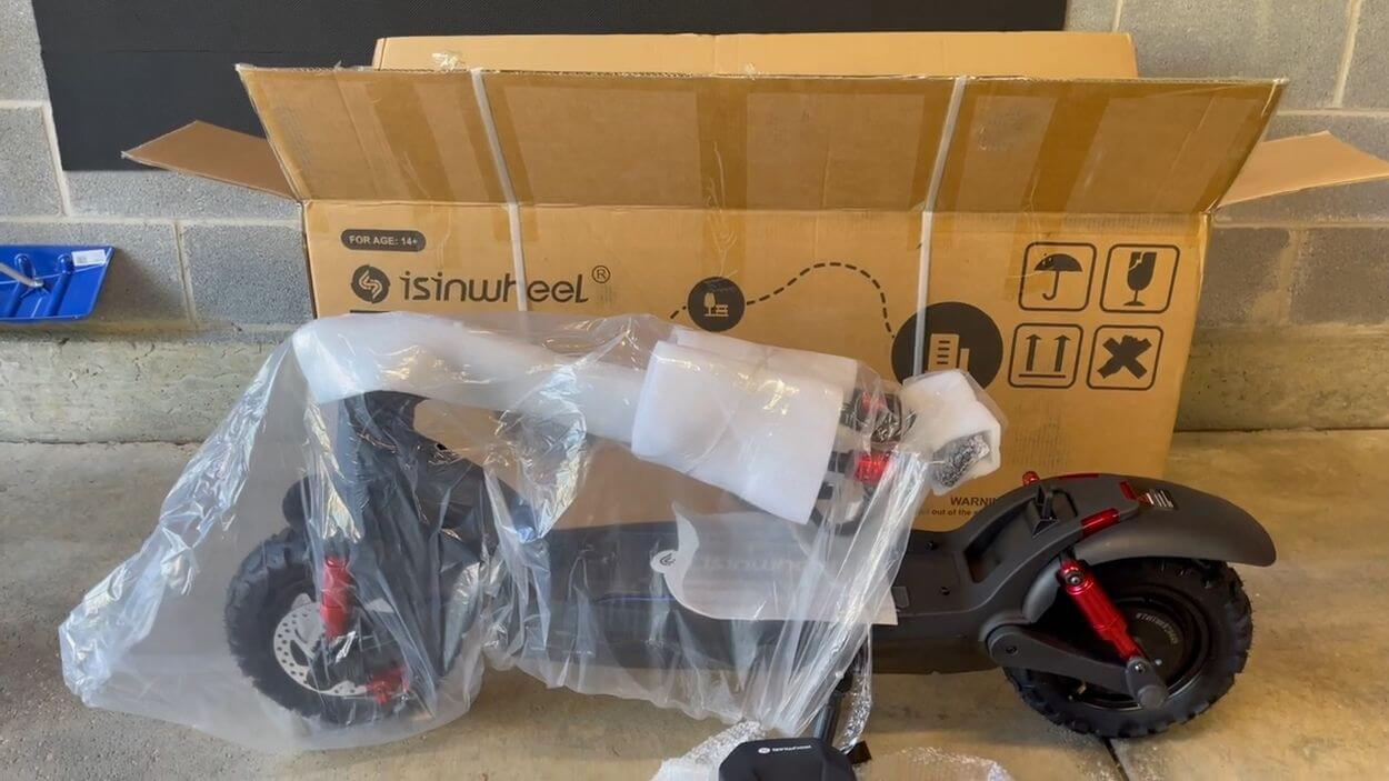 iSinwheel GT2 Review: Unboxing and Assembly