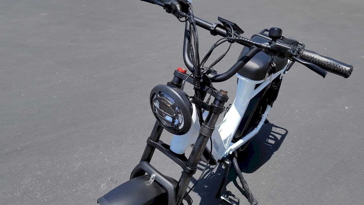 Meebike Gallop Step-Through Review: front light