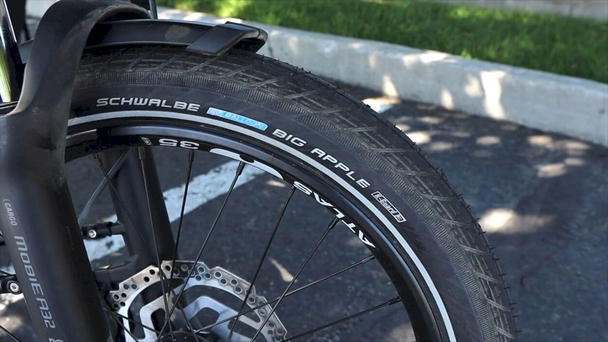 Tern HSD Gen 2 Review: Puncture-protected 20 by 2.15-inch tires