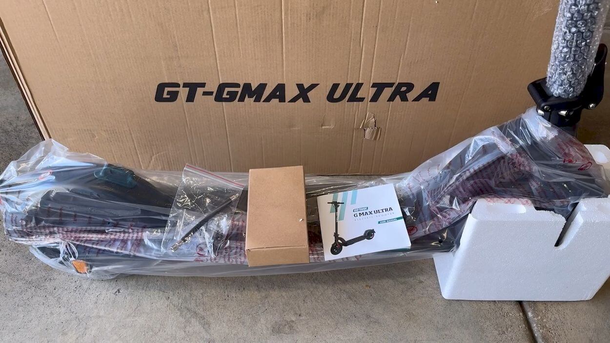Gotrax GMAX Ultra Review: Unboxing and Assembly