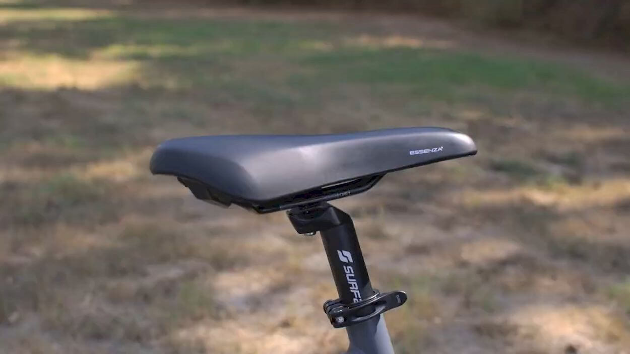 Surface604 Twist Review: comfortable saddle