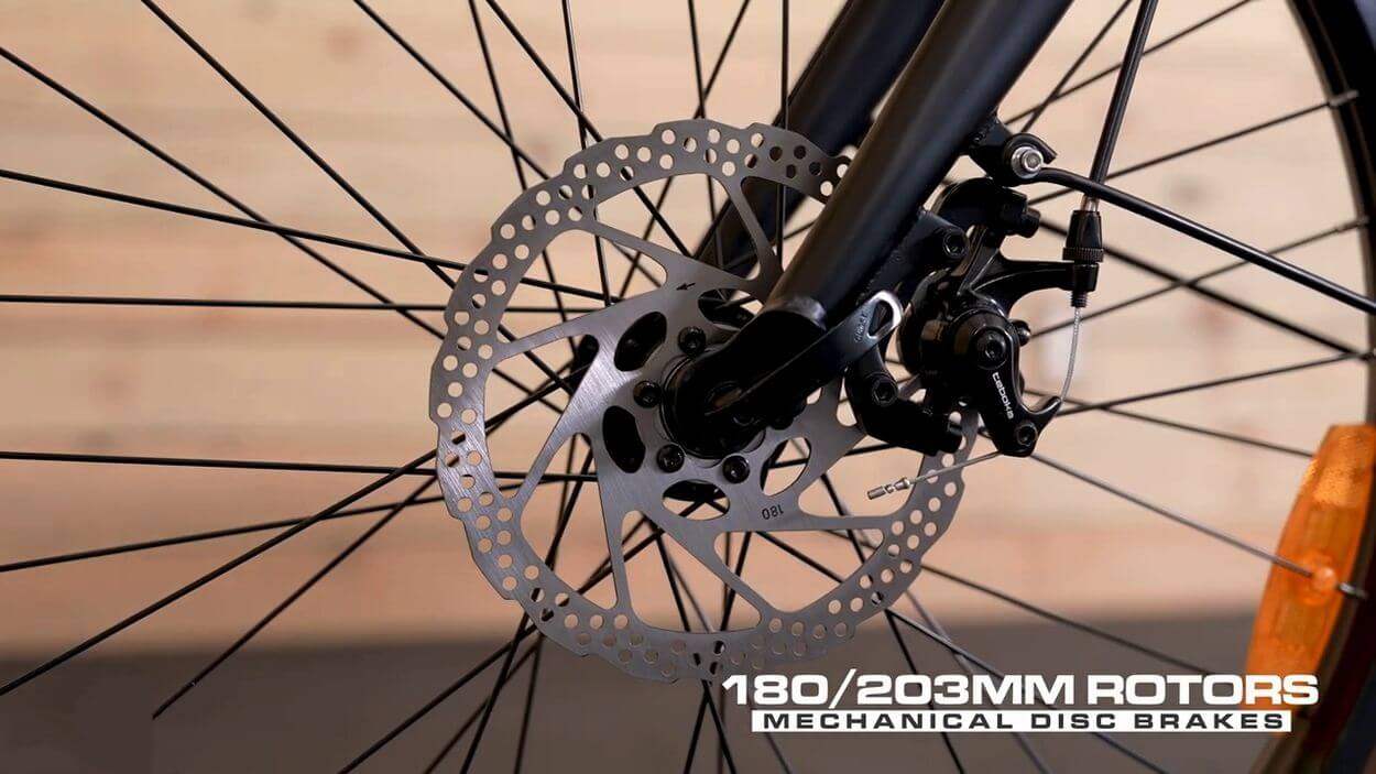 KBO Oasis Review: 180mm(Front) / 203mm(Rear) brakes