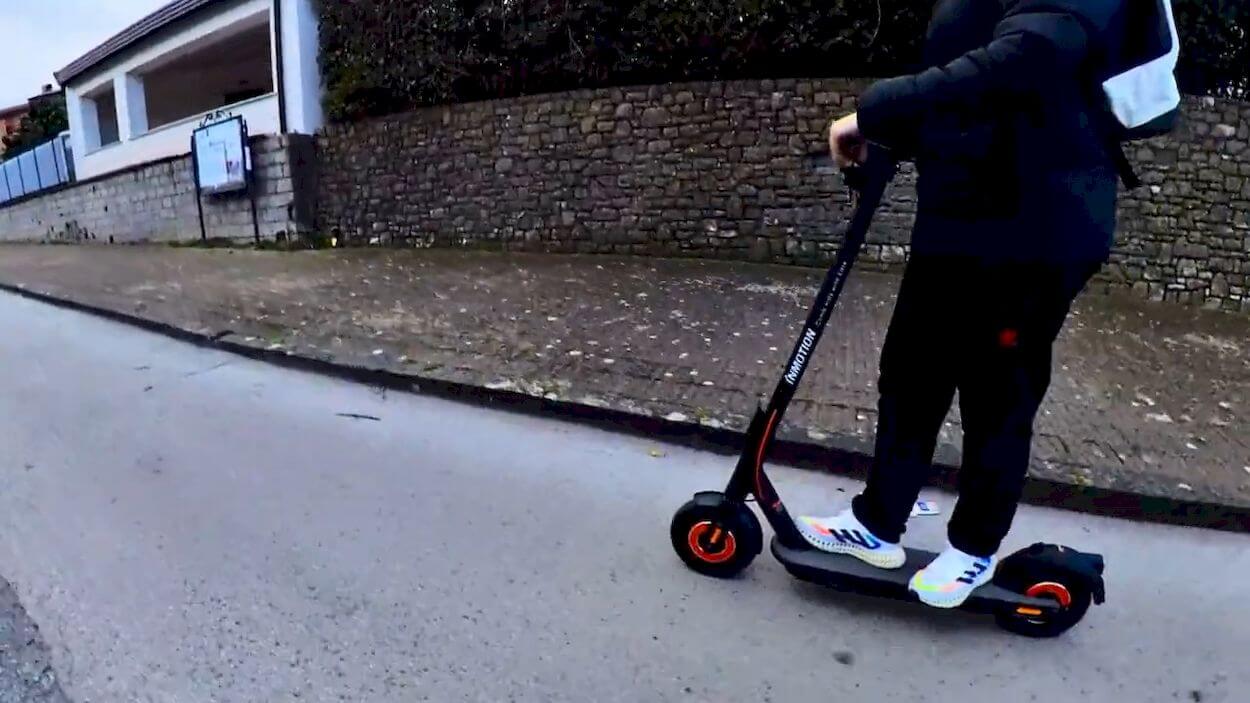 InMotion Climber Review: on the road or driving test 