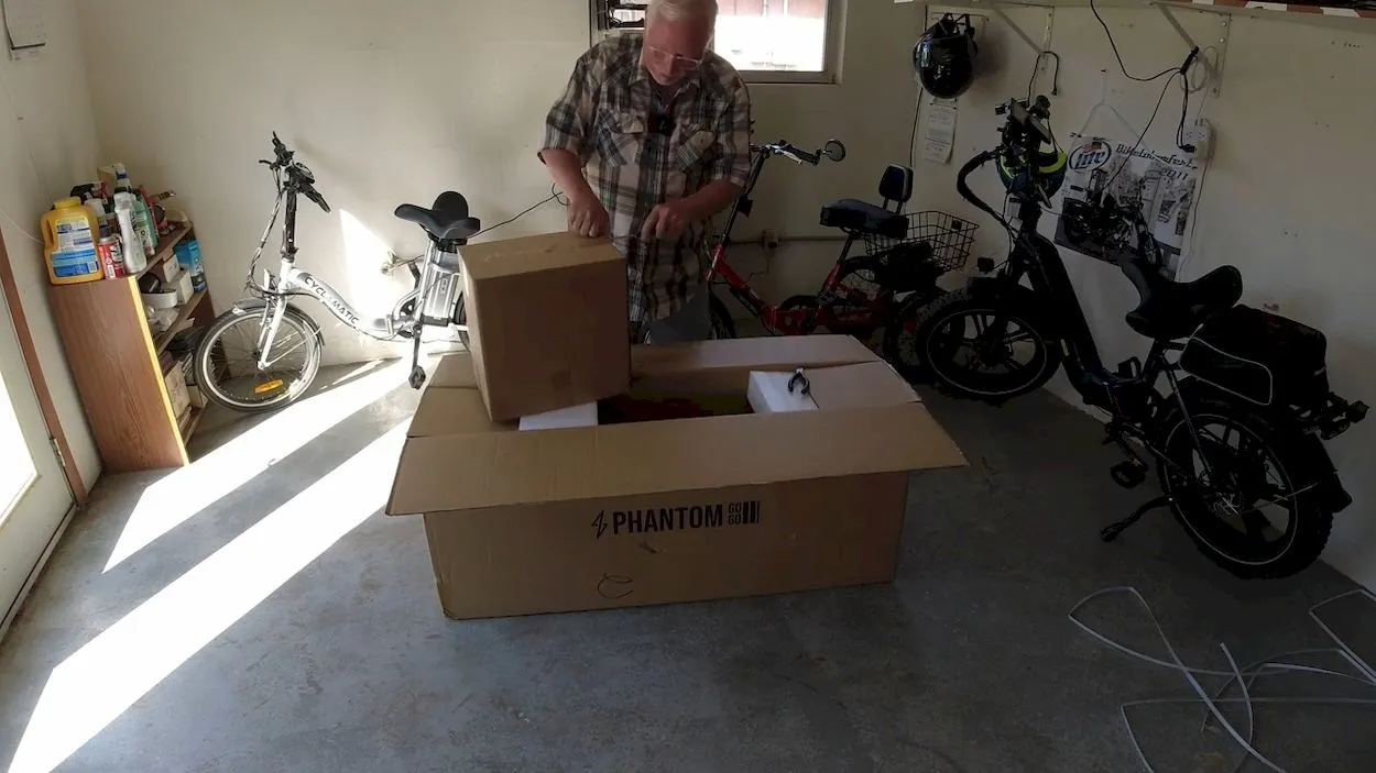 Phantomgogo Commuter R1 Review: Unboxing and Assembly