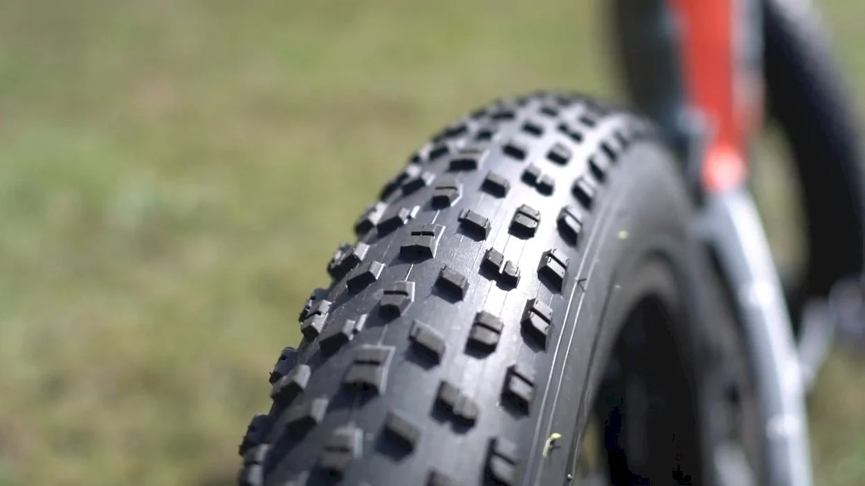 Heybike Hero Review: 26×4″ fat tires