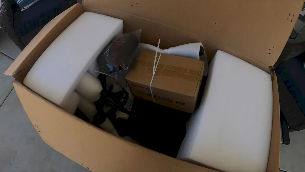 Vitilan U7 Review: Unboxing and Assembly 