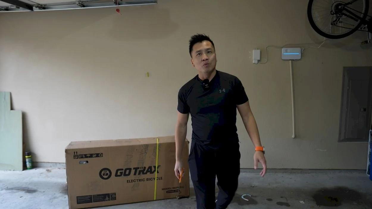 Gotrax Nephele 16 Review: Unboxing and Assembly