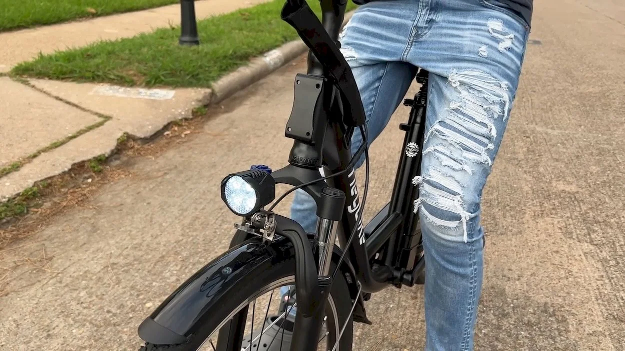 Heybike Cityscape Review: front light